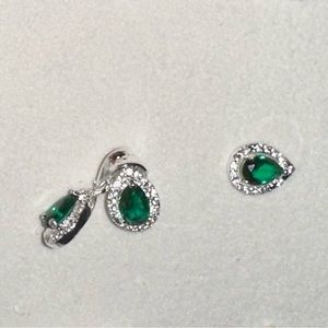 Earrings and Pendent Green Gem (Silver 925)